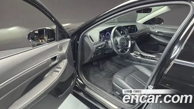 Hyundai Sonata Hybrid 2021 — ფოტო 3/20