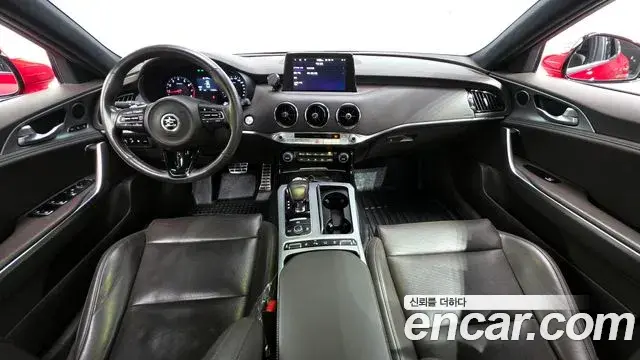 Kia Stinger 2019 — Photo 18/20