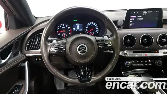 Kia Stinger 2019 — Photo 10/20