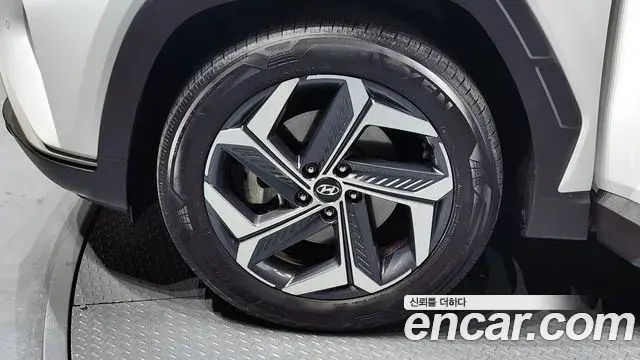 Hyundai The New Tucson 2021 — Фото 19/20