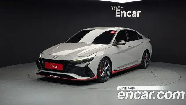 Hyundai Avante 2022 — Фото 1/20