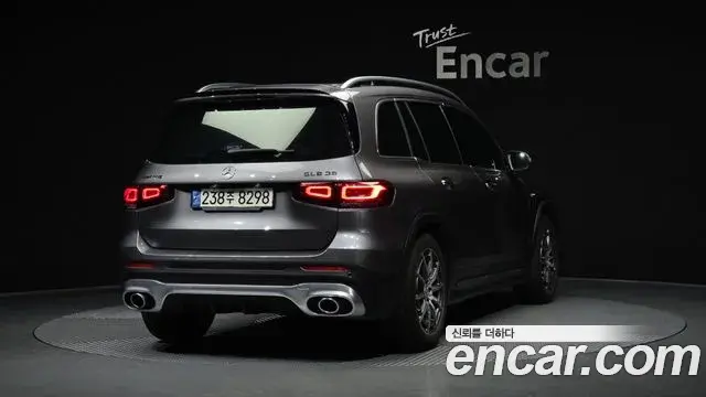 Mercedes-Benz GLB-Class 2022 — ფოტო 7/20