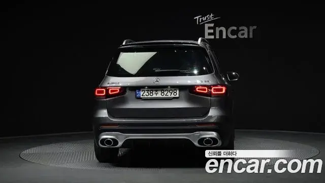 Mercedes-Benz GLB-Class 2022 — ფოტო 10/20