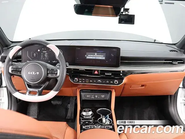 Kia K5 2025 — Фото 14/20