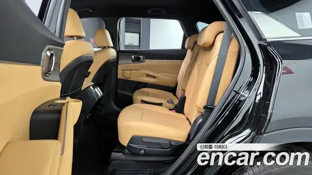 Kia Sorento 2021 — Photo 19/20