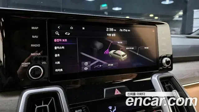 Kia Sorento 2021 — Photo 9/20