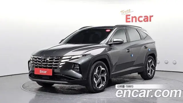 Hyundai Tucson Hybrid 2023 — Photo 4/20