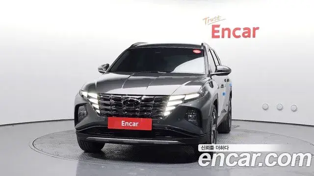 Hyundai Tucson Hybrid 2023 — Photo 19/20