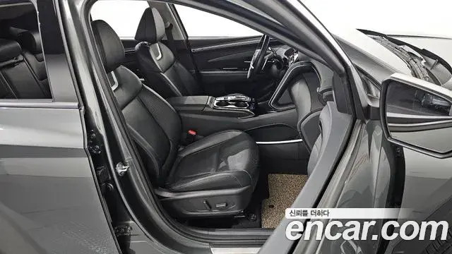 Hyundai Tucson Hybrid 2023 — Photo 10/20