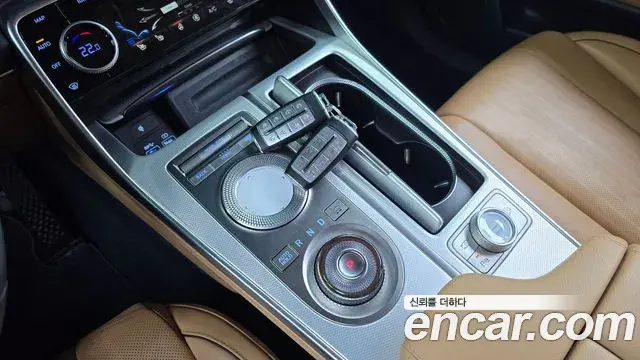 Genesis GV80 2020 — Photo 15/20