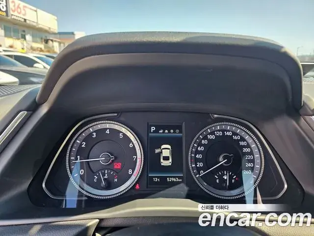 Hyundai Sonata Hybrid 2023 — Photo 11/20