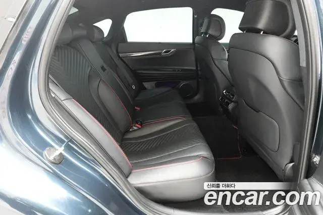 Genesis G80 2021 — Photo 17/20