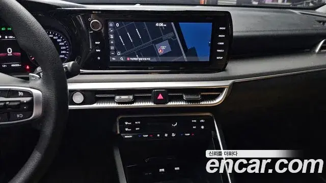 Kia K5 2021 — Şəkil 16/20