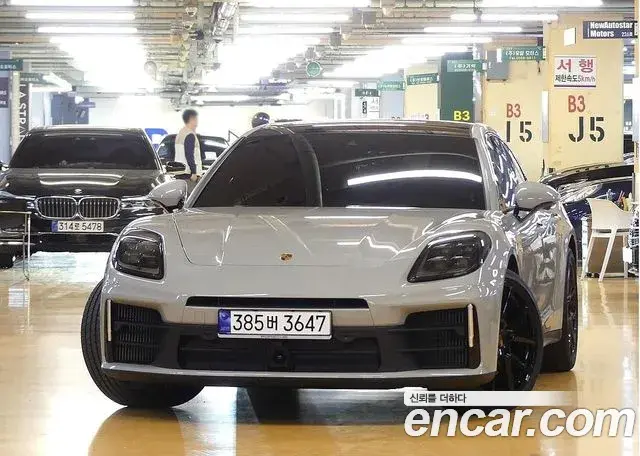 Porsche Panamera 2025 — Photo 19/20