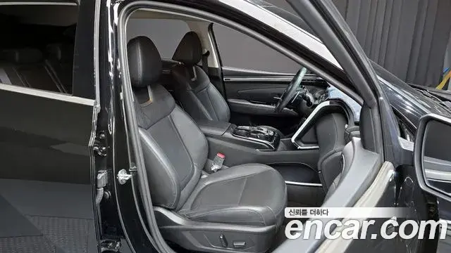Hyundai Tucson Hybrid 2021 — Photo 2/20
