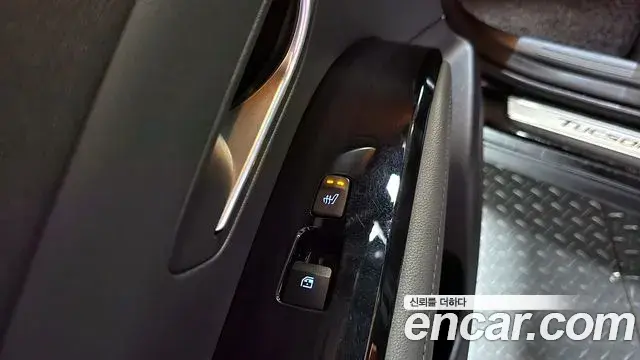 Hyundai Tucson Hybrid 2021 — Photo 19/20
