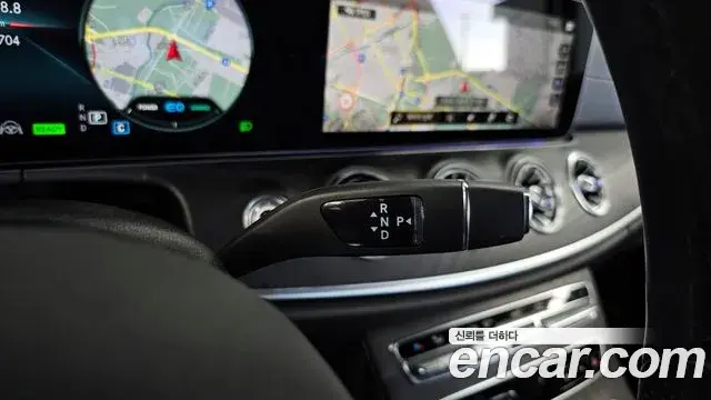 Mercedes-Benz CLS-Class 2022 — Photo 17/18