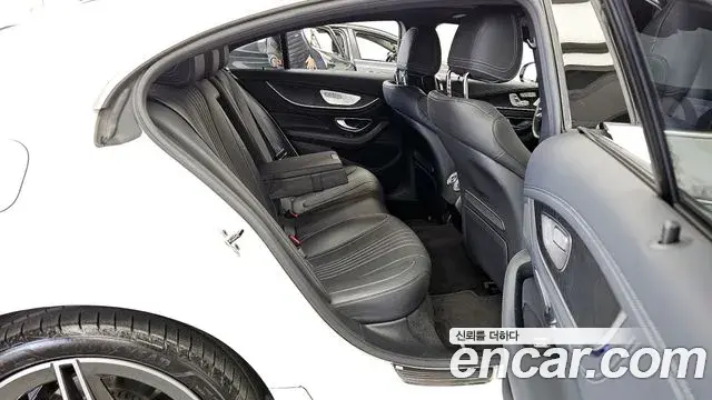 Mercedes-Benz CLS-Class 2022 — Photo 9/18