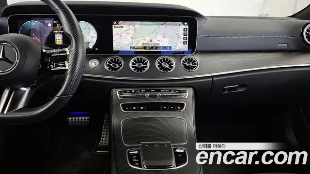 Mercedes-Benz CLS-Class 2022 — Photo 3/18