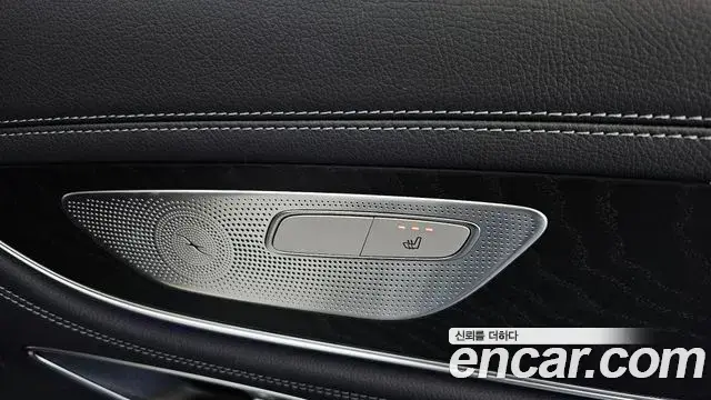 Mercedes-Benz CLS-Class 2022 — Photo 15/18