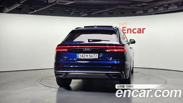 Audi Q8 2021 — Şəkil 3/20