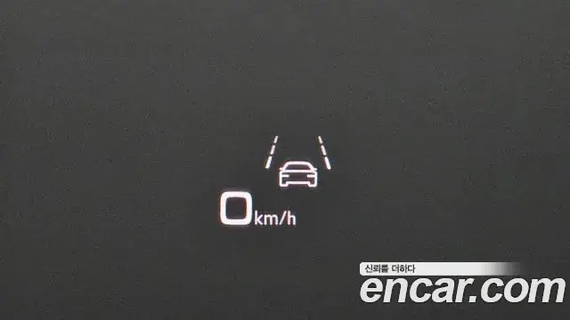 Audi Q8 2021 — Şəkil 16/20