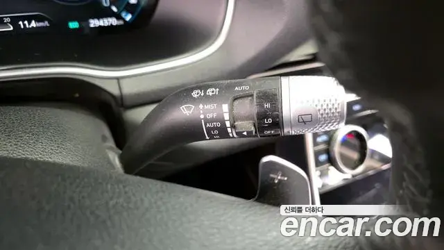 Genesis GV80 2021 — Photo 16/20