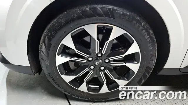 Kia Carnival 2020 — Фото 5/20