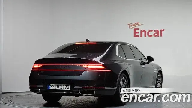 Genesis G90 2023 — Фото 2/20