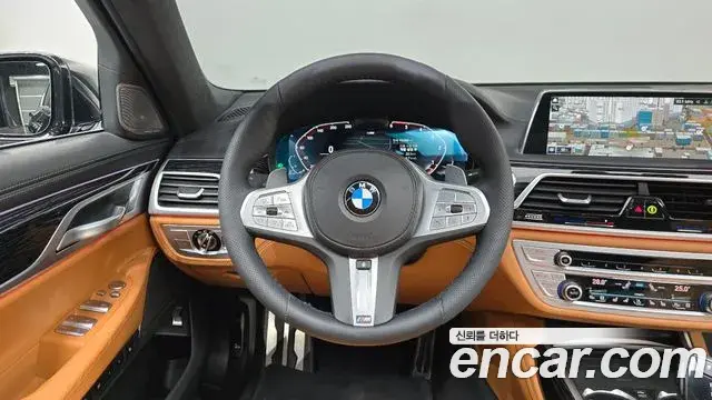 BMW 7 Series 2021 — Photo 2/20