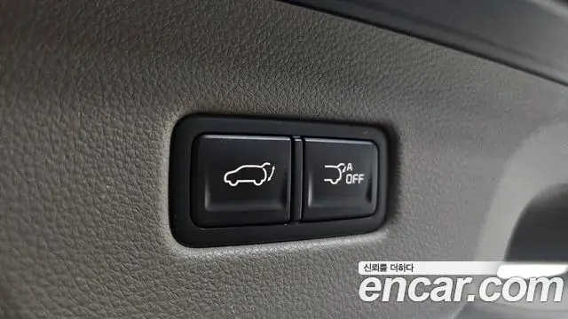 Kia Carnival 2021 — Photo 16/20