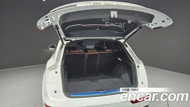 Audi Q5 2021 — Photo 12/20