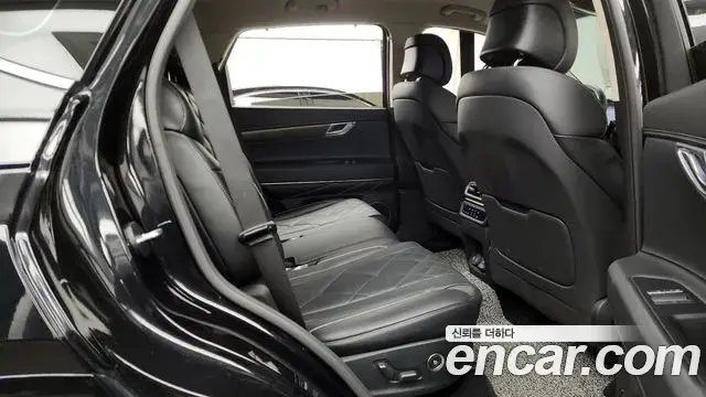Genesis GV80 2023 — ფოტო 7/20
