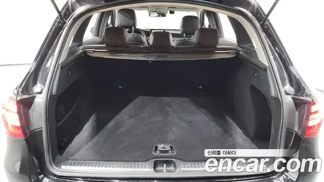 Mercedes-Benz GLC-Class 2019 — Şəkil 20/20