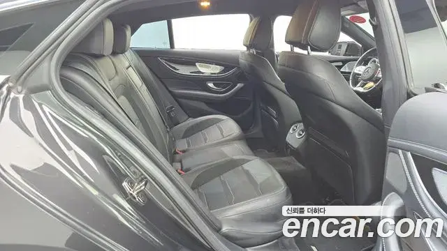 Mercedes-Benz AMG GT 2020 — Фото 12/20