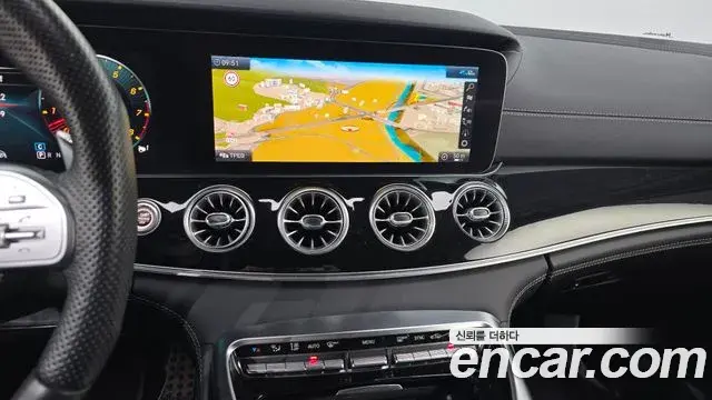 Mercedes-Benz AMG GT 2020 — Фото 14/20
