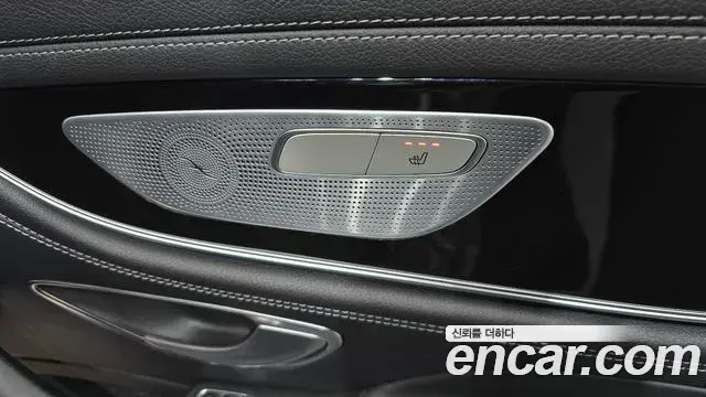 Mercedes-Benz AMG GT 2020 — Фото 19/20