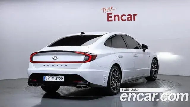 Hyundai Sonata Hybrid 2021 — Şəkil 10/20