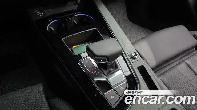 Audi A4 2023 — Şəkil 10/20