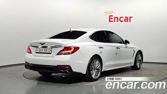 Genesis G70 2019 — Şəkil 1/20