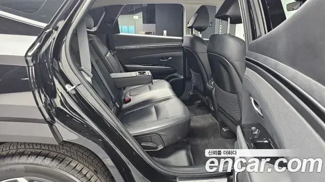 Hyundai Tucson Hybrid 2023 — Photo 20/20