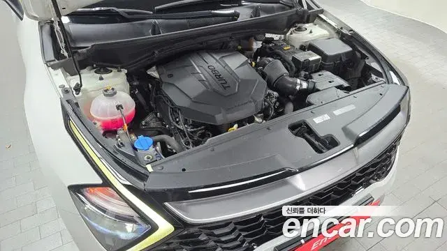 Kia Sportage 2022 — ფოტო 9/20