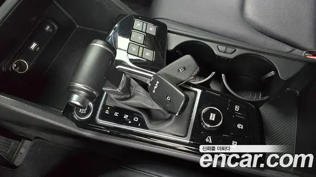 Kia Sportage 2022 — ფოტო 10/20