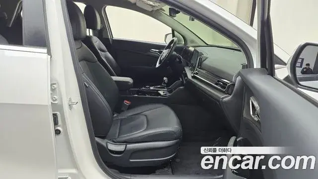 Kia Sportage 2022 — ფოტო 2/20