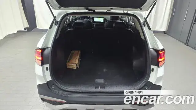 Kia Sportage 2022 — ფოტო 5/20