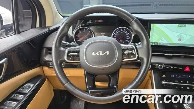 Kia Carnival 2022 — Фото 13/20
