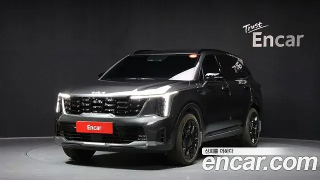 Kia Sorento 2023 — Фото 1/20
