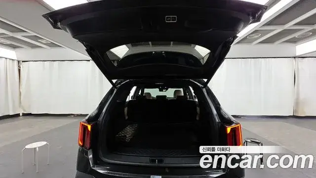 Kia Sorento 2023 — Фото 20/20