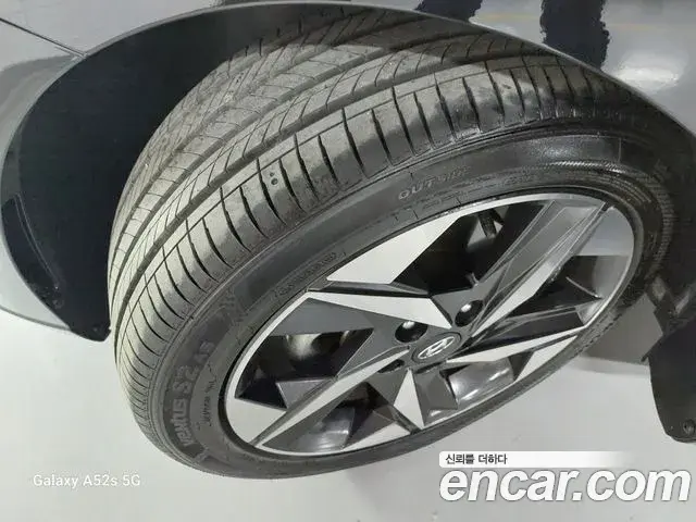 Hyundai The New Avante Hybrid 2020 — ფოტო 11/20