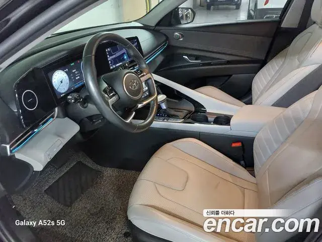 Hyundai The New Avante Hybrid 2020 — ფოტო 19/20